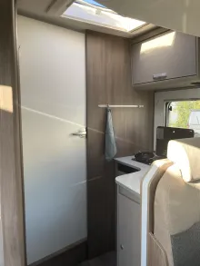 Fahrzeugbild Carado T 447 Maxi 4,4 t 180PS Autom #11