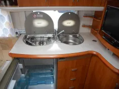 Bild 10 Hobby Excellent 460 UFe SAT+Flach-TV Brand-Vorzelt