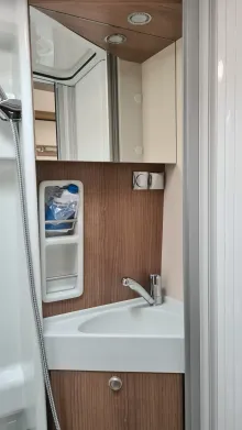 Fahrzeugbild Malibu Van Comfort 640 LE charming GT skyview *junger Gebrauchtwagen* #18