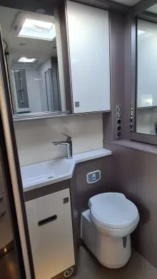 Fahrzeugbild Bürstner Lyseo TD 684 G Listenpreis 98.614€ #15