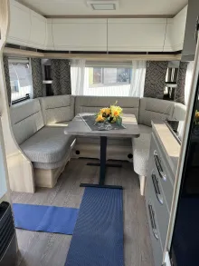 Fahrzeugbild Hobby De Luxe 460 UFe #4