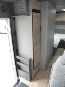 Fahrzeugbild Dethleffs Trend T 7057 EB niedrige Betten #4