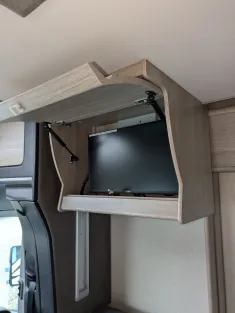 Bild 18 Kabe Royal x780 LQB Backofen+Solar+SAT+2xTV+Invert