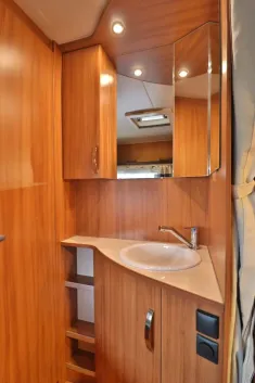Bild 21 Weinsberg CarOne 740 UDF/Festbett+Etagenbetten/Mover