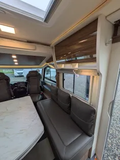 Bild 12 Eura Mobil Integra 890 QB Autom/ Navi/ Lithium/ Markise