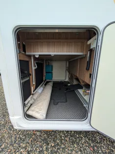 Bild 29 Eura Mobil Integra 890 QB Autom/ Navi/ Lithium/ Markise