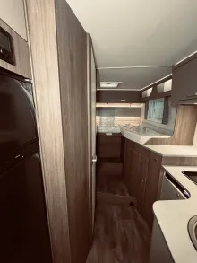 Fahrzeugbild Carado I 338 #12