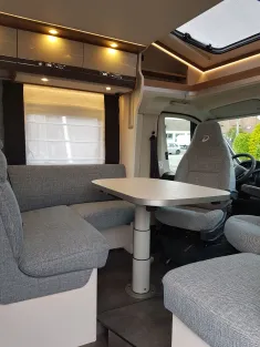 Bild 6 Dethleffs Trend T 7057 EB Hubbett+Duo Control