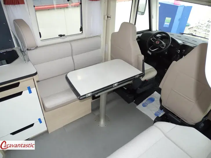 Fahrzeugbild Rapido SERIE 80DF 8066 DF #4