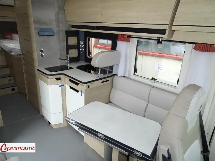 Fahrzeugbild Rapido SERIE 80DF 8066 DF #8