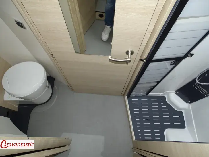 Fahrzeugbild Rapido SERIE 80DF 8066 DF #13