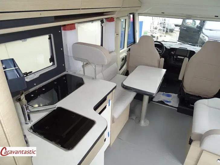 Fahrzeugbild Rapido SERIE 80DF 8066 DF #14