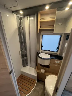 Bild 17 Dethleffs Globebus I 6 SAT+TV/Fahrradträger/Markise