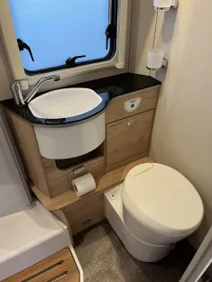 Bild 18 Dethleffs Globebus I 6 SAT+TV/Fahrradträger/Markise