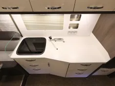 Bild 11 Phoenix MAXI ALKOVEN 7500 RSL