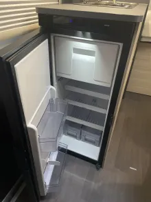 Fahrzeugbild Sun Living V 55 SP -mit Hubdach nur 5,41m lang #12