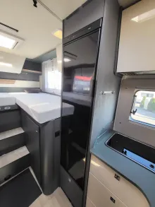 Fahrzeugbild Laika Kosmo L 319 #17