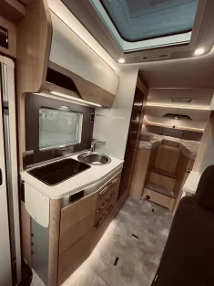 Bild 8 Hymer B-Klasse MC I 580 BlackLine