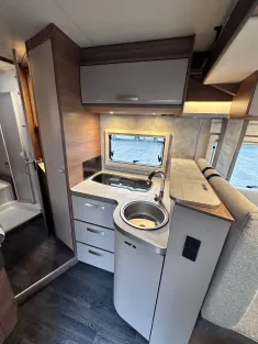 Bild 10 Knaus L!VE WAVE 650 MF LIVE robuste Vermietausstattng
