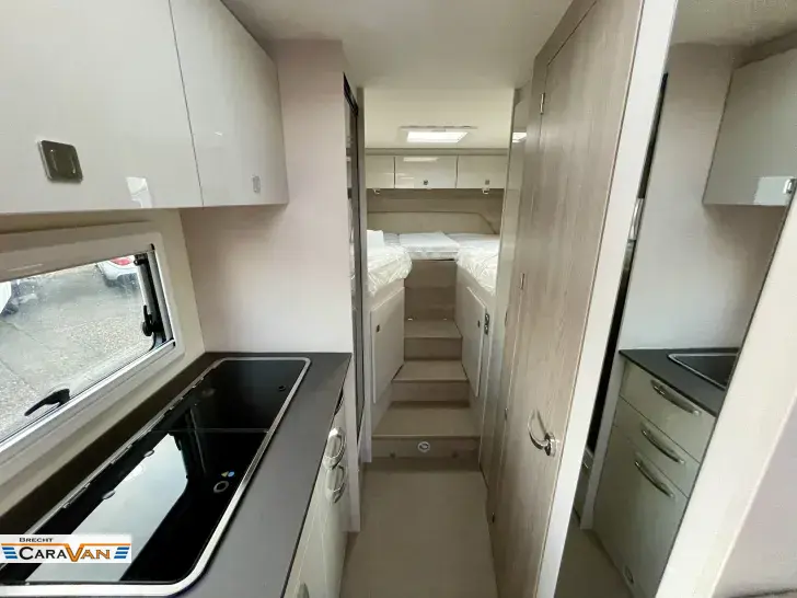 Fahrzeugbild Bürstner Lineo T 690 G 25.669 Euro gespart! #6