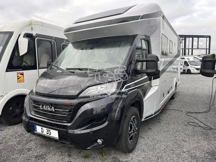 Fahrzeugbild Laika Kreos L 5009 #1