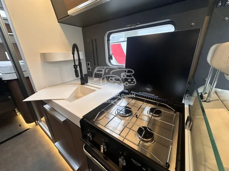 Fahrzeugbild Laika Kreos L 5009 #9