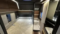 Bild 13 Knaus Azur 500 FU mit Dachklimaanlage