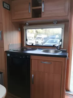 Bild 11 Hymer Eriba Sporting 505 SAT/TV/Radio