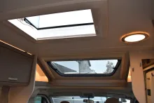 Fahrzeugbild Carado T 135 franz. Bett, 5,94m, E-Heizung #4