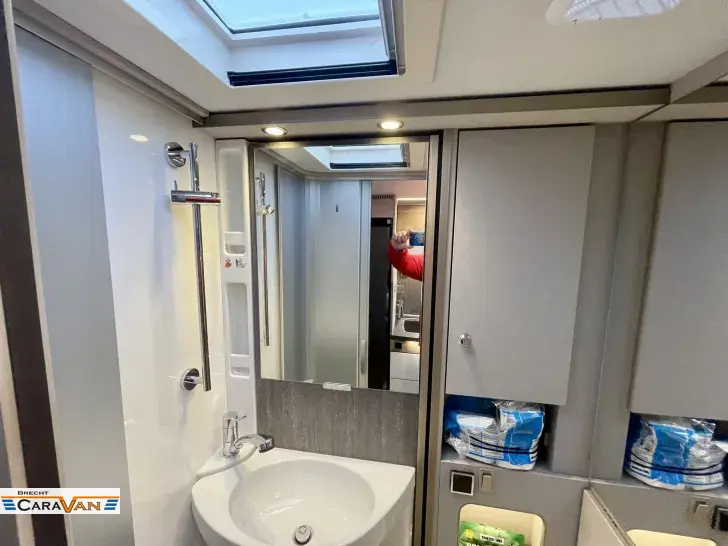 Fahrzeugbild Hymer Exsis-i 474 35000 Euro ggü NP!! #9