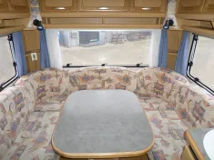 Bild 7 TEC Weltbummler 490 Nr. 102 - franz. Bett, RSG