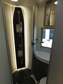 Fahrzeugbild Wingamm Oasi 610 GL #11