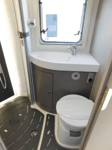 Fahrzeugbild Wingamm Oasi 610 GL #12