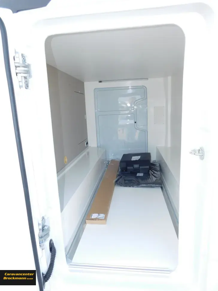 Fahrzeugbild Wingamm Oasi 690 Twins spare 25000€ #7