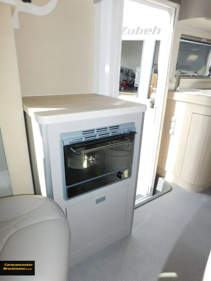 Fahrzeugbild Wingamm Oasi 690 Twins spare 25000€ #13
