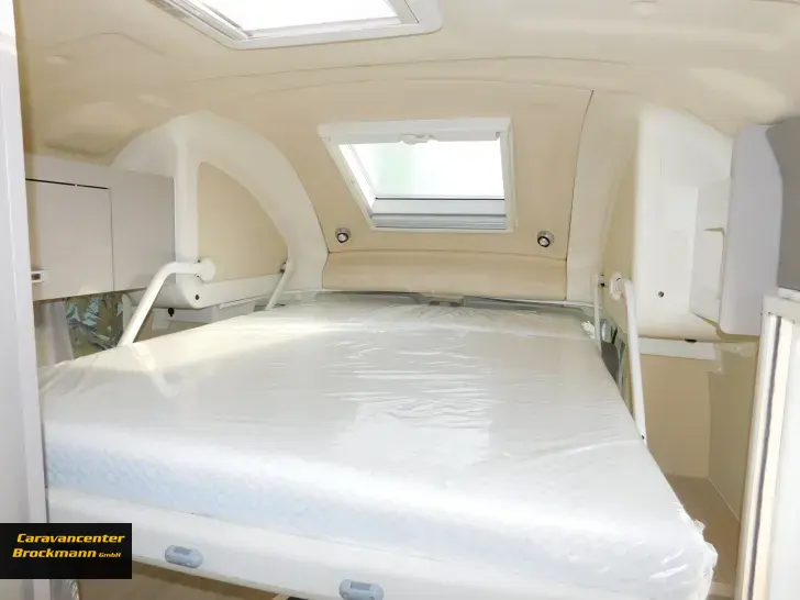Fahrzeugbild Wingamm Oasi 690 Twins spare 25000€ #16