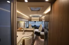 Bild 8 Hymer B-Klasse ML I 780 *Bugstauschränke*SAT-Anl*Leder