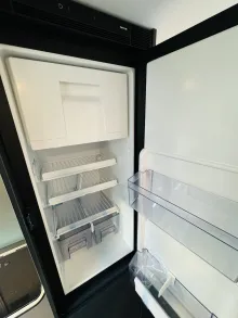 Kühlschrank Adria Twin ALL-IN 640 SLB * Markise * Solar * Automatik