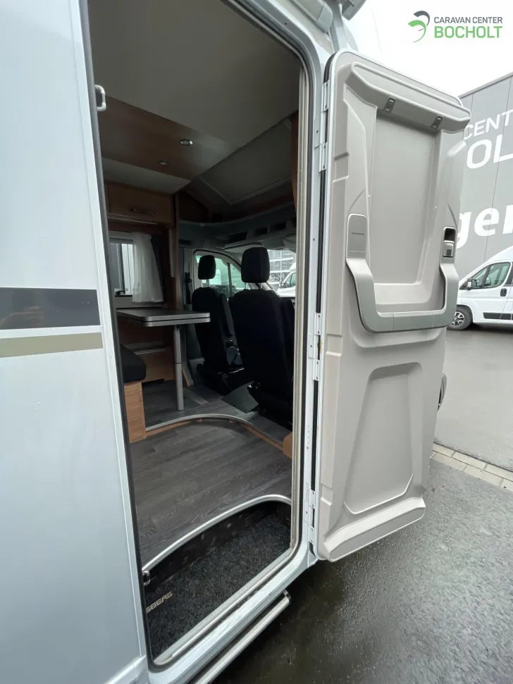 Fahrzeugbild Weinsberg CaraSuite 650 MEG Autom SAT / Navigation / Markise #9