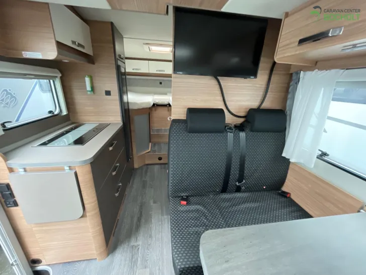 Fahrzeugbild Weinsberg CaraSuite 650 MEG Autom SAT / Navigation / Markise #12