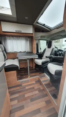 Fahrzeugbild Weinsberg CaraCompact 600 MF EDITION [Pepper] #14