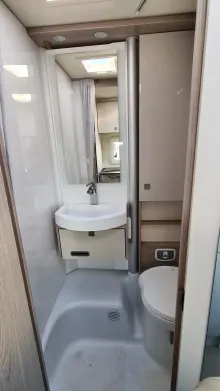 Fahrzeugbild Bürstner Lineo T 690 G *junger Gebrauchtwagen* #14