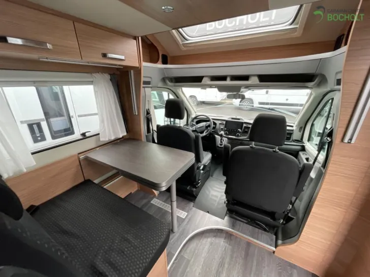 Fahrzeugbild Weinsberg CaraSuite 650 MEG Autom SAT / TV / Markise #11