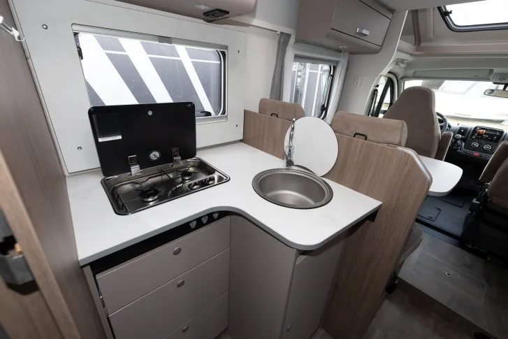 Fahrzeugbild Carado TEILINTEG. (CITROEN) T 447 #8