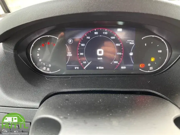 Fahrzeugbild Weinsberg CaraCore 700 MEG Light Verfügbar 11/26 #8