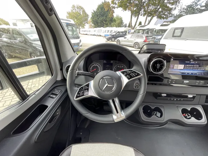 Fahrzeugbild Weinsberg CaraCompact Suite MB EDITION [PEPPER] 640 MEG #18