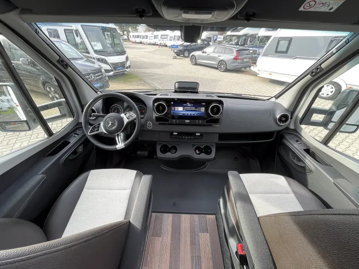 Fahrzeugbild Weinsberg CaraCompact Suite MB EDITION [PEPPER] 640 MEG #19