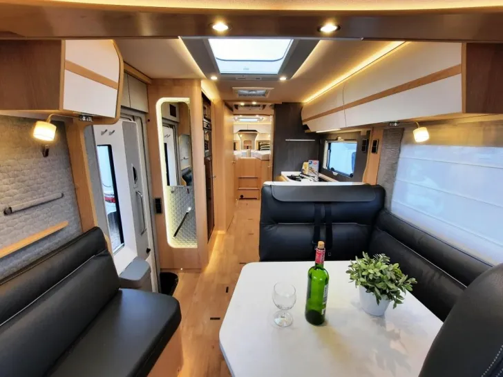 Fahrzeugbild Hymer B-Klasse ML I 880 Verfüg. Sparen Sie 19.300,- €! #7