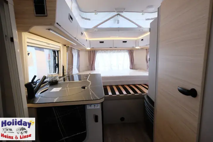Fahrzeugbild Hymer Eriba Touring 430 Nugget Gold Edition Auflastung 1.300 kg, #10