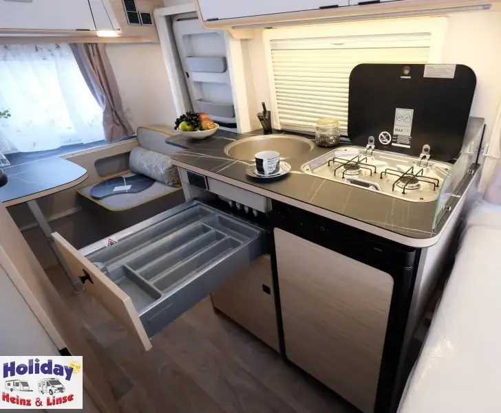 Fahrzeugbild Hymer Eriba Touring 430 Nugget Gold Edition Auflastung 1.300 kg, #13